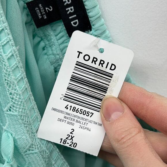 NEW Torrid Blue Sleeveless Lace Embroidered Tank Top Plus Size 2X Y2K Style - Picture 6 of 6